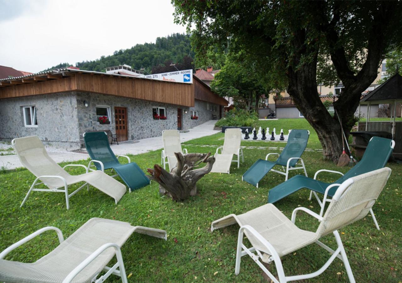 Klub Zlata Ribica Hotel Jesenice Exterior photo