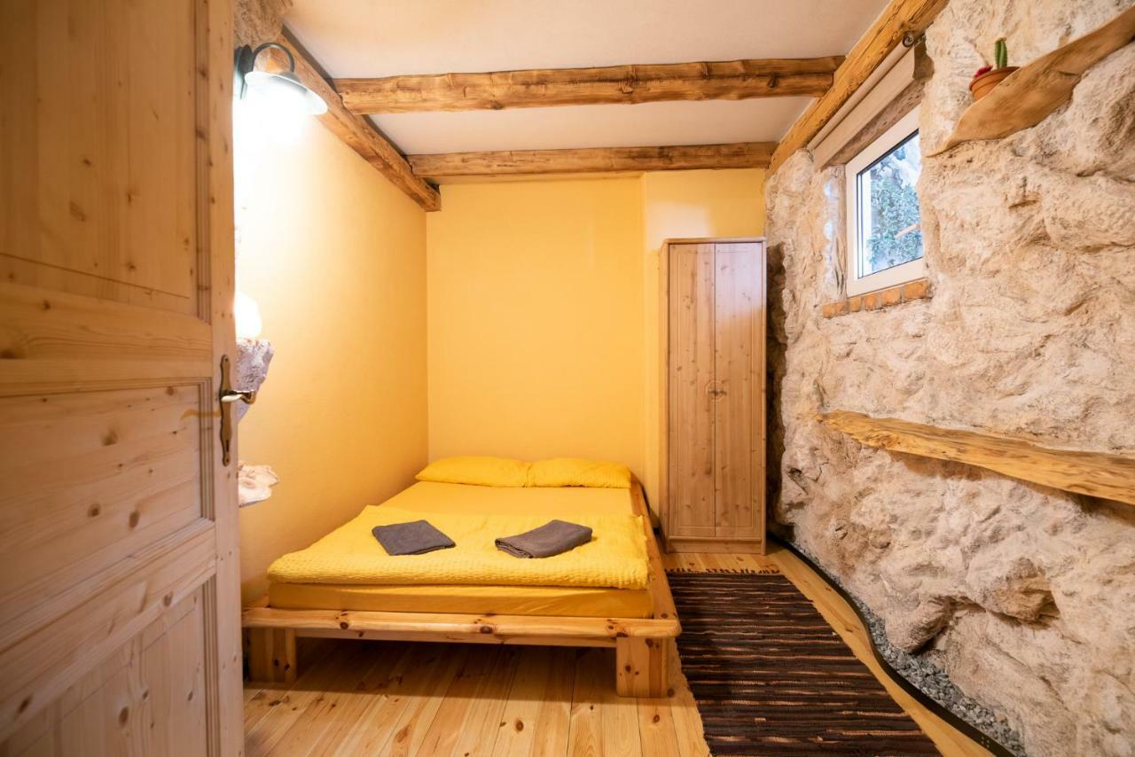 Klub Zlata Ribica Hotel Jesenice Exterior photo